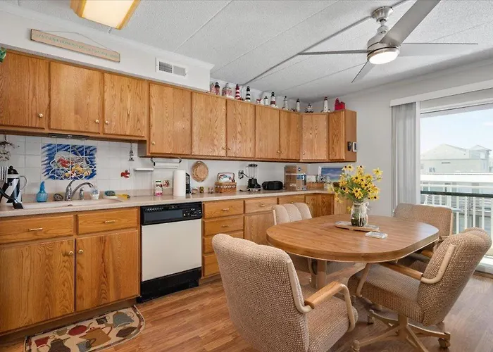 Relaxing 2 Bedroom Salty Sands Mid-town Ocean City! Ferienhaus *