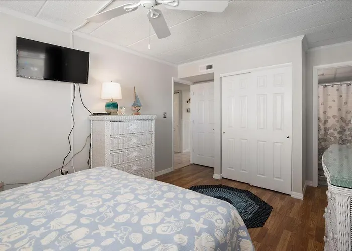 Ferienhaus Relaxing 2 Bedroom Salty Sands Mid-town Ocean City! *